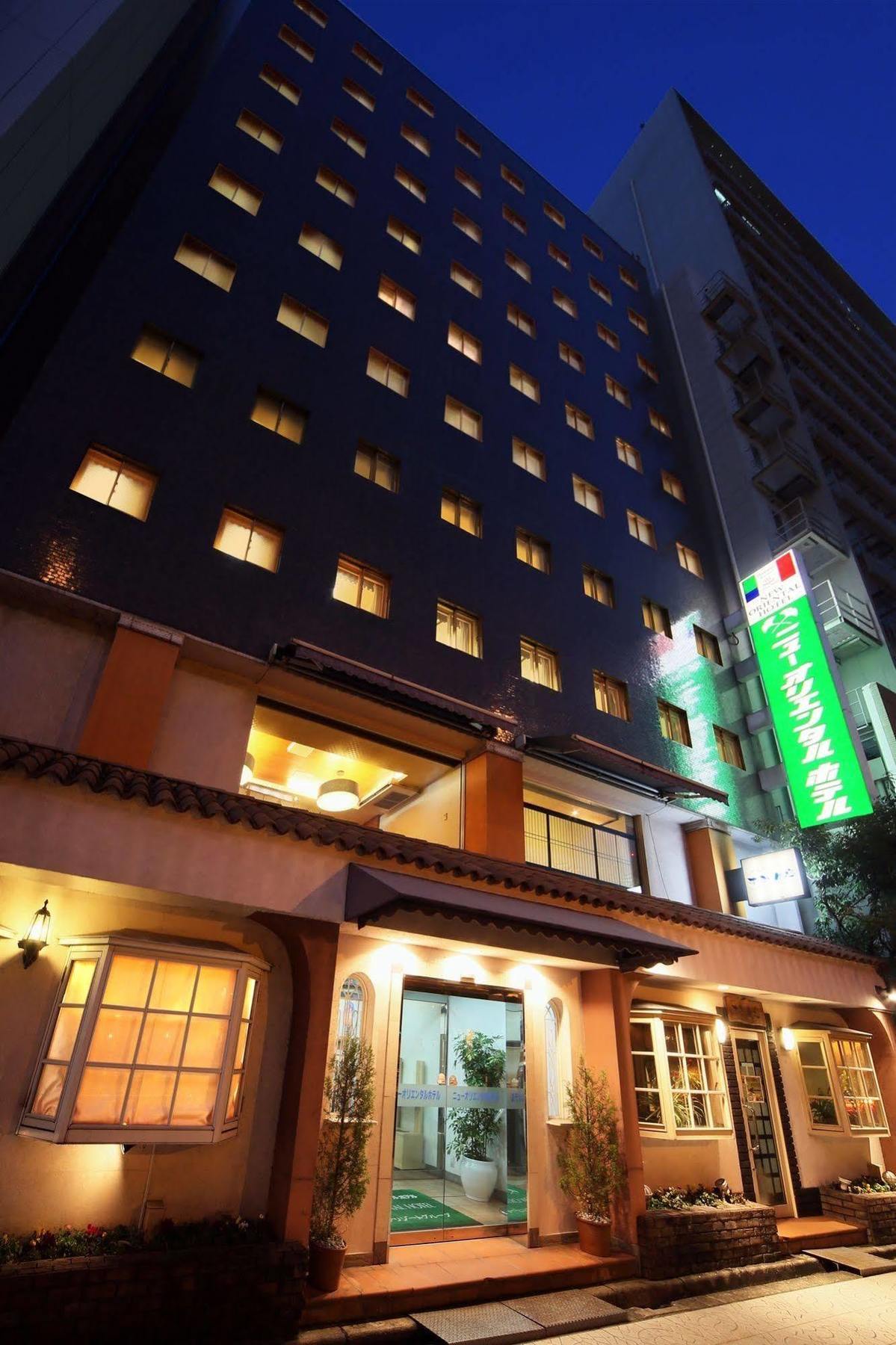 Humour Resort New Oriental Hotel Ōsaka Exterior foto